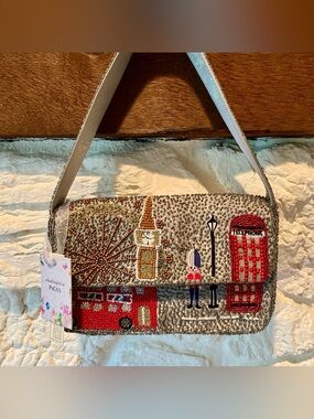 NWT Handcrafted In India Beaded London Scene Crossbody Bag in Multicolor